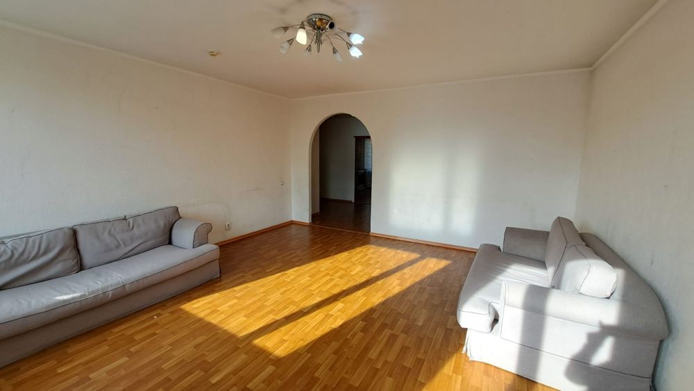 Продается 2 комн квартира