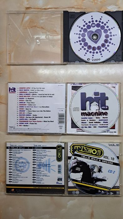 Колекция от компакт дискове CD