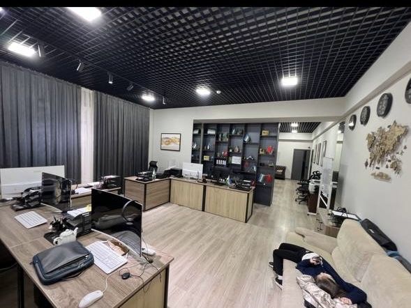 Срочно сдается в Аренду К/П 340 кв