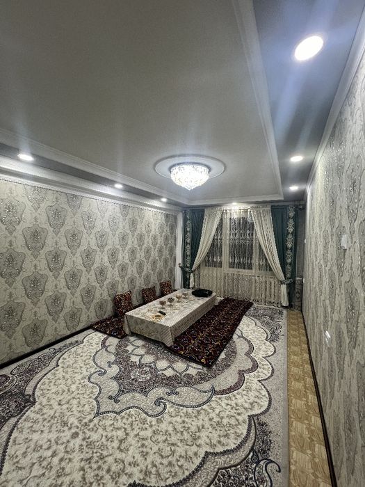 Uy sotiladi 7chi mikrorayon korzinka yonida 4-maktab yonida tryoxlesni