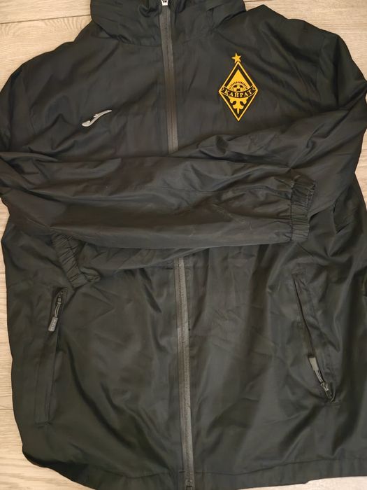 Продам форму футбольного клуба Кайрат