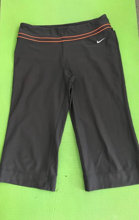Клин Nike размер М дамски