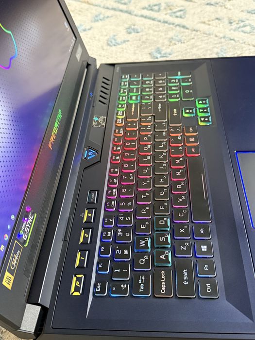 Acer Predator Helios 700