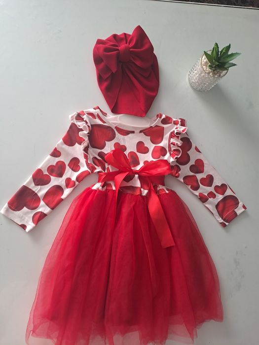 Rochițe de fetite +caciula