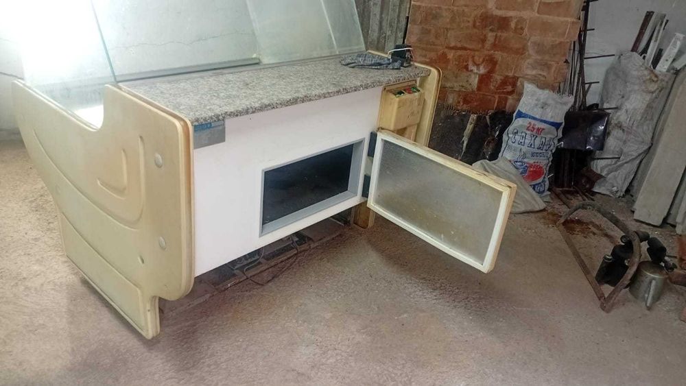 Витрины холодильник