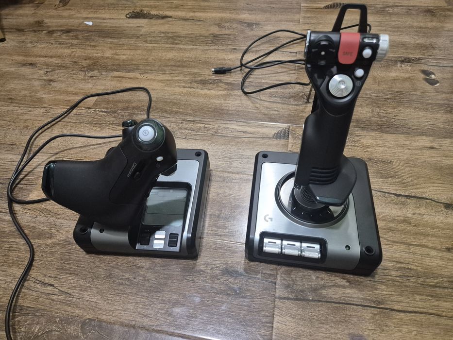 Flight stick logitech x52 pro hotas