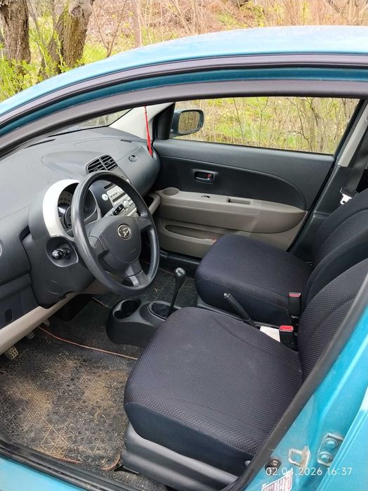 СПЕШНО Daihatsu Sirion 1.0
