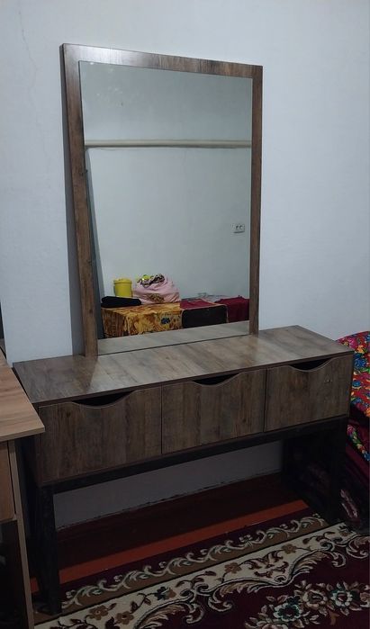 Стол парикмахерское