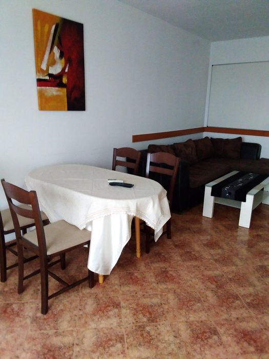 Дава се под наем Тристаен апартамент в Пловдив, Въстанически - 100 кв.м за 400 € - Снимка #2