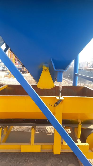 Бетон заводлар ичун кум ва шебень бункер  дозатор