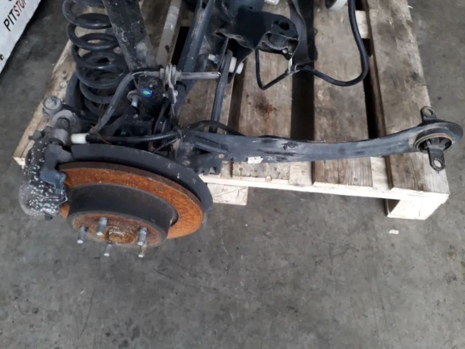 fuzeta stanga dreapta spate ford kuga ii 2.0 2014 2015 2016 2017 2018