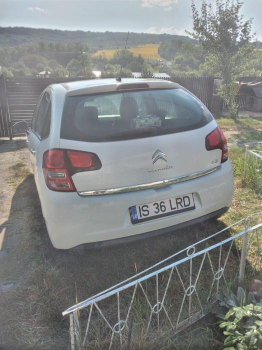 Vând Citroen C3 3000euro