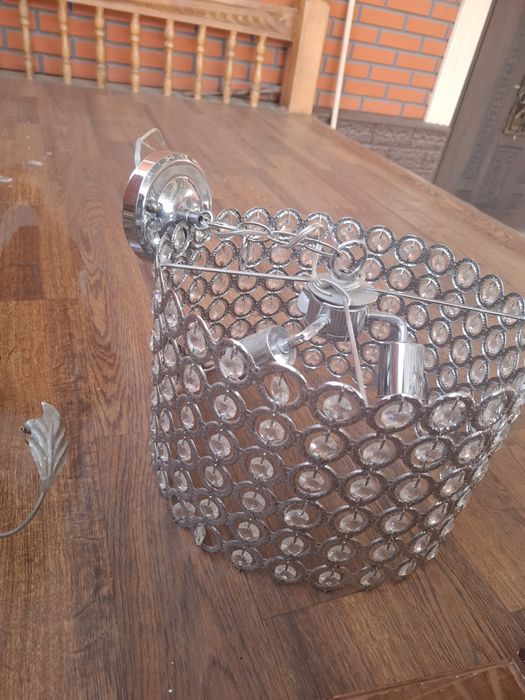 Люстры в комнату