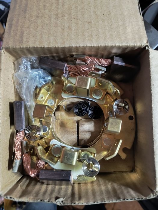 Platou perii electromotor case.combinator RAU