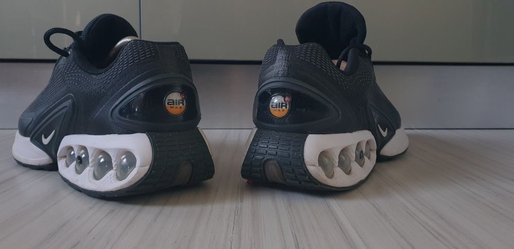 Nike Air Max Mens / 42 /26.5см UK 7.5 US 8.5 ОРИГИНАЛ! Мъжки Маратонки