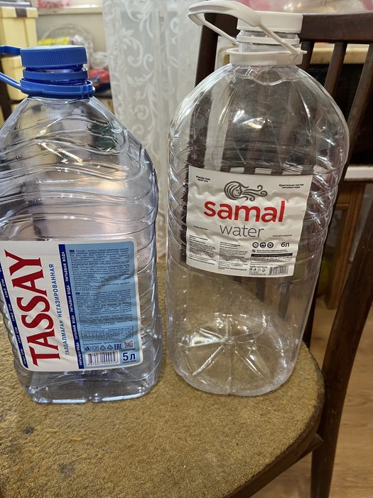 Продаю баклашки 5 л