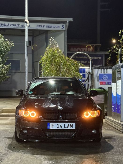 BMW e91 318d 143cp 2010