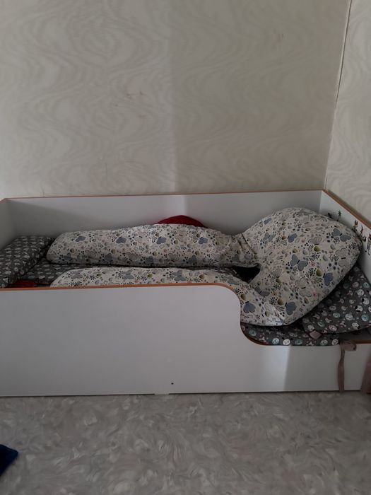 Продам детскую кровать