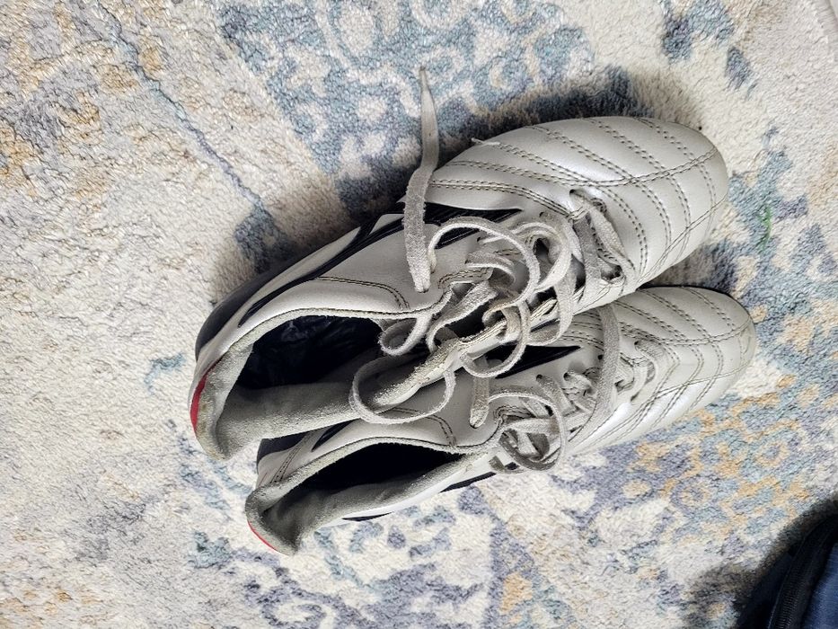 Бутсы mizuno 39 размер