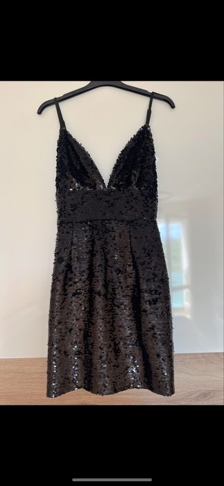 Парти рокля с пайети