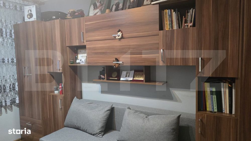 apartament de vanzare, cu 3 camere, 66 mp, zona Burdea