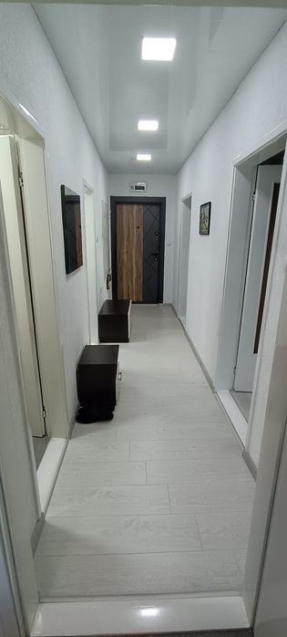 Дава се под наем Тристаен апартамент в Шумен, Боян Българанов 1 - 68 кв.м за 331.5 € - Снимка #12