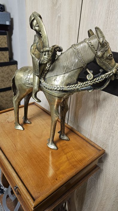 O Deosebită piesă din Bronz