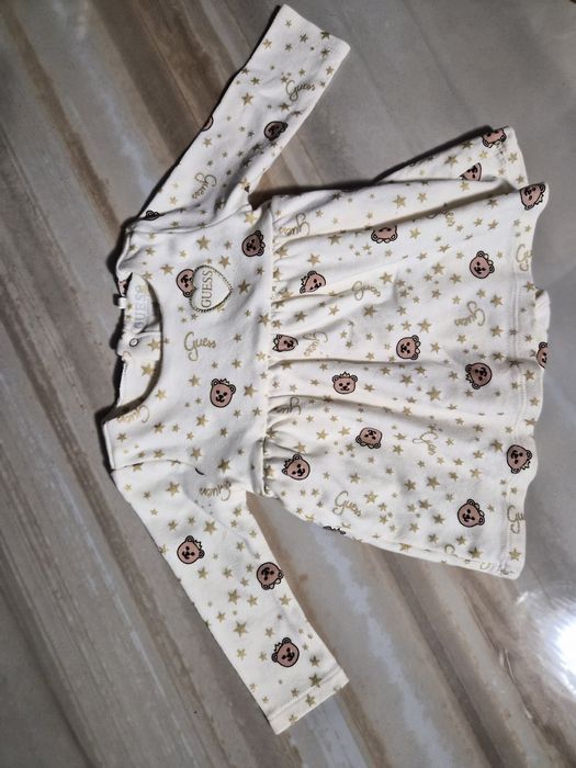 Лот за момиче 0-6 месеца Guess