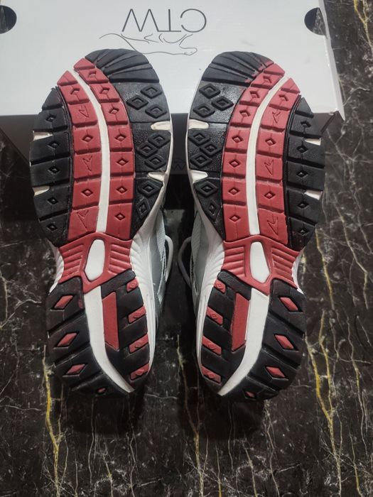 Маратонки "Donnay"