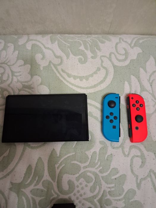 Nintendo Switch 64GB