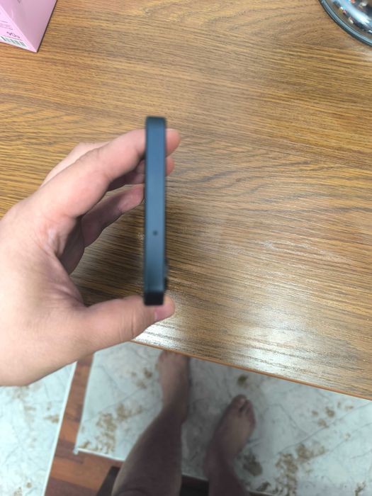 Samsung A06 идеальное состояние.