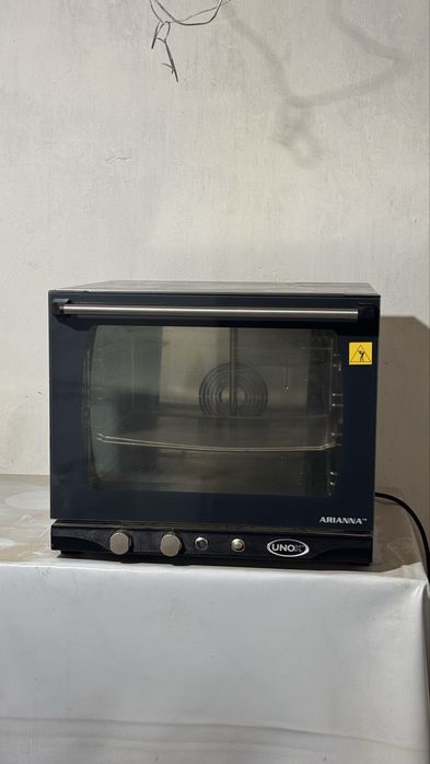 Продается печка Италия unox