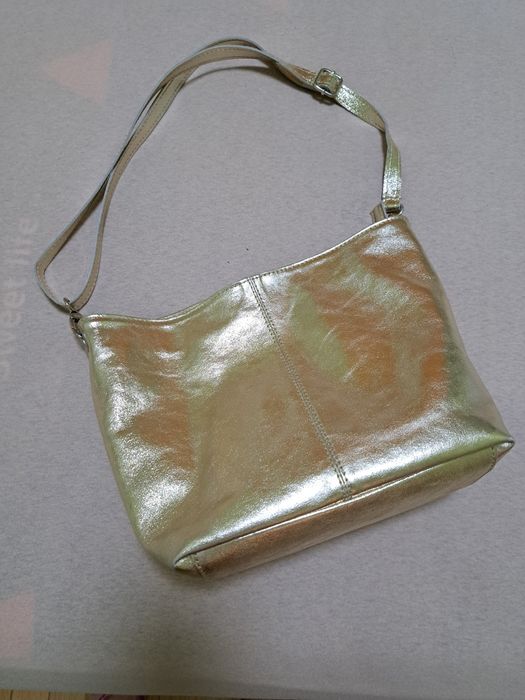 Кожена дамска чанта