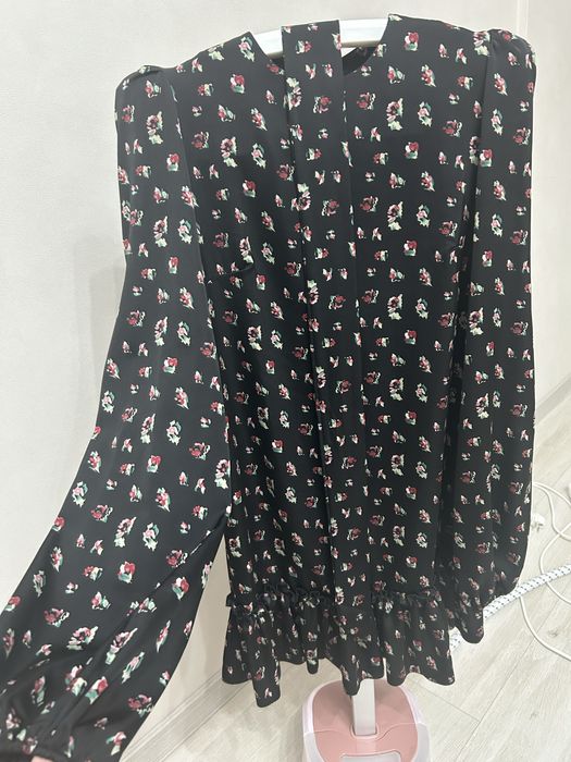 Продам женские платья