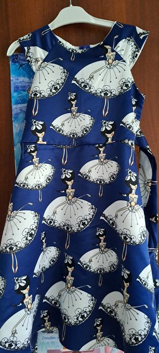 Продам детские платья