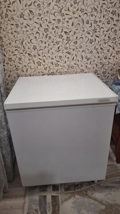 Продам морозильную камеру