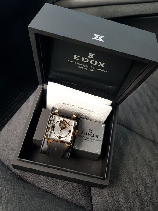 Часовник edox classe royalе open heart и Raymond weil freelancer