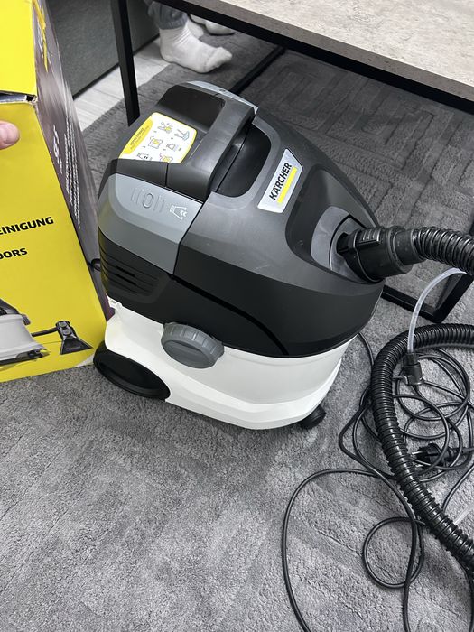 Перяща прахосмукачка Karcher SE5