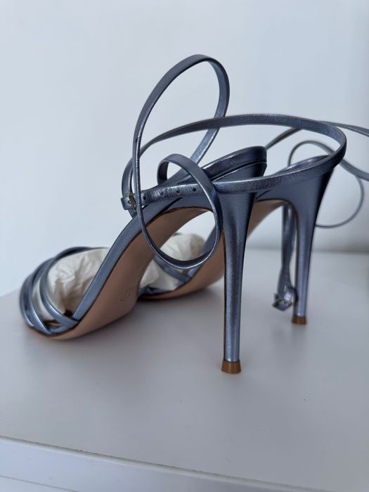 Gianvito Rossi - Оригинал - Нови сандали 39