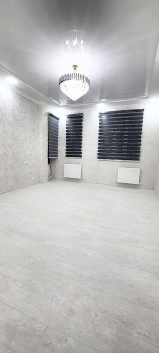 Ajoyib 2 xonali uy sotiladi.