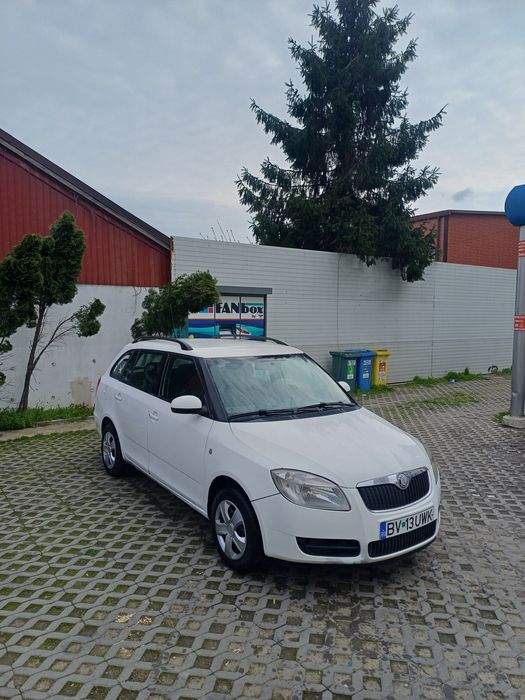 Vand Skoda Fabia 2010 motor 1.2 benzina