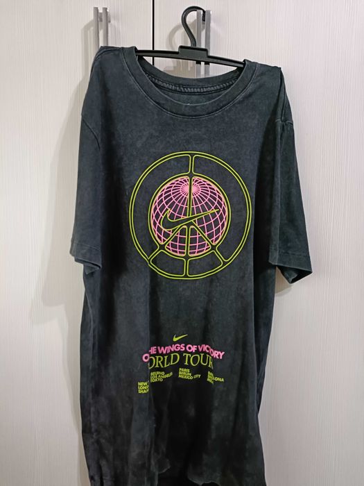 Tricou Nike cu model