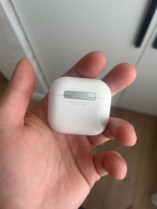 Наушники Airpods 4