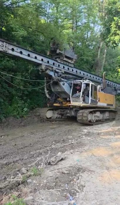 Utilaj de foraj LIEBHERR LRB 255