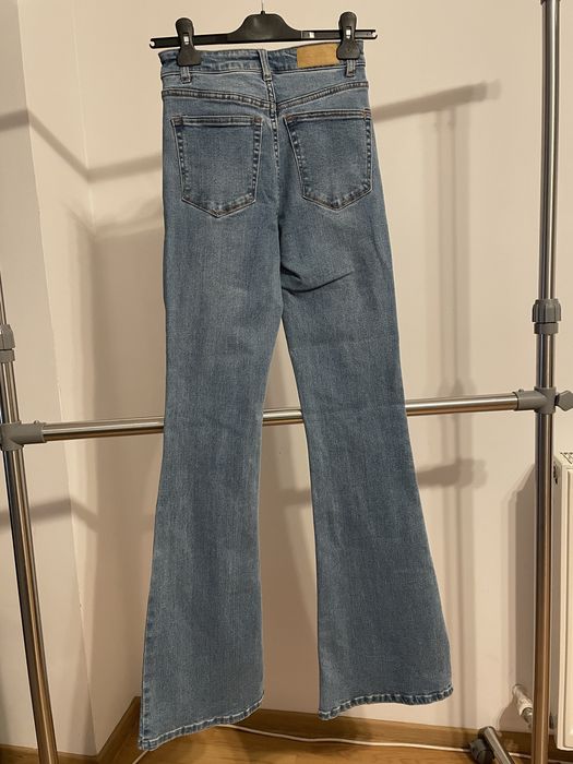Blugi pull&bear albastri