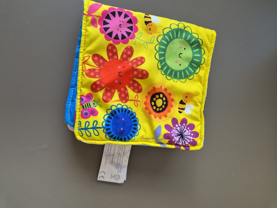 Carte senzoriala pentru bebelusi