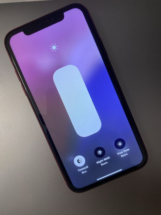 iPhone XR в идеальном состоянии
