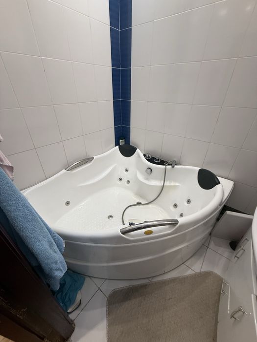 Продам джакузи 20000 тенге