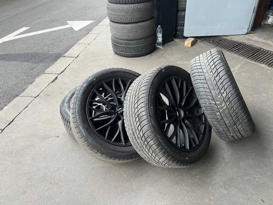 Гуми с джанти - BRIDGESTONE LM001 225/50 R18 95H Runflat с хомологация BMW и джанти BMW Styling M405
