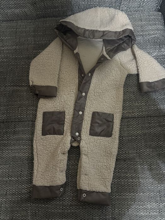 Продам костюмы для детей